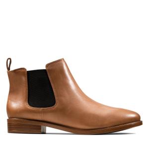 Women's Clarks Taylor Shine Chelsea Boots Brown | CLK167GFS